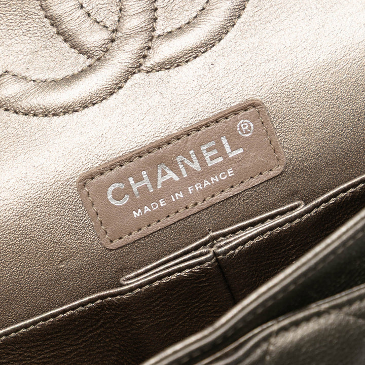 Chanel Medium Classic Metallic Caviar Double rabat