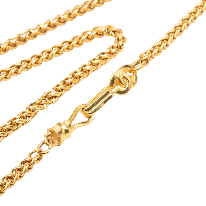 Chanel Collier CC Filigree Pendant plaqué or – vue 4 – GABY PARIS
