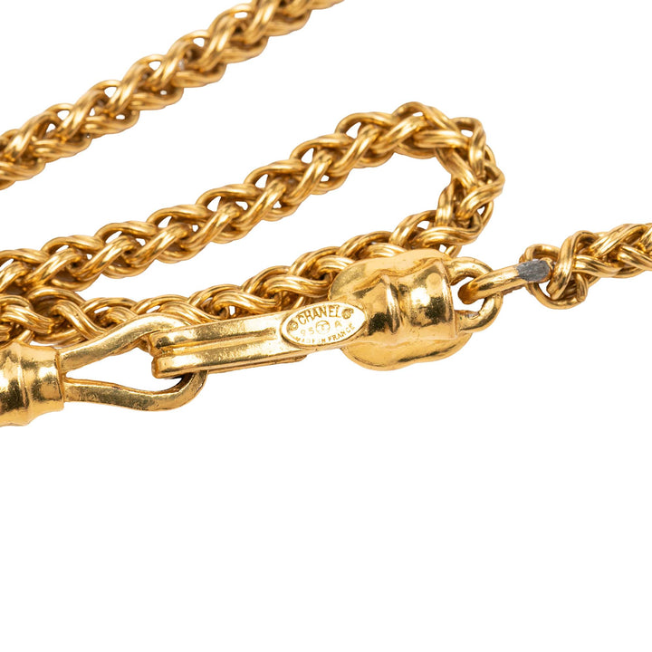 Chanel Collier CC Filigree Pendant plaqué or – vue 5 – GABY PARIS