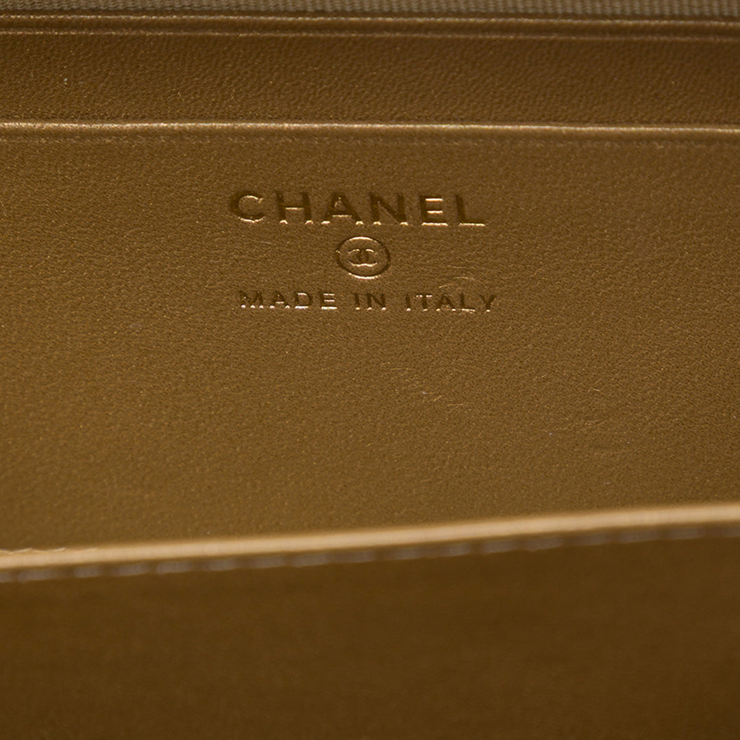 Chanel CC Matelassé Perle Crush Sac caméra Cuir d'agneau Marron – vue 5 – GABY PARIS