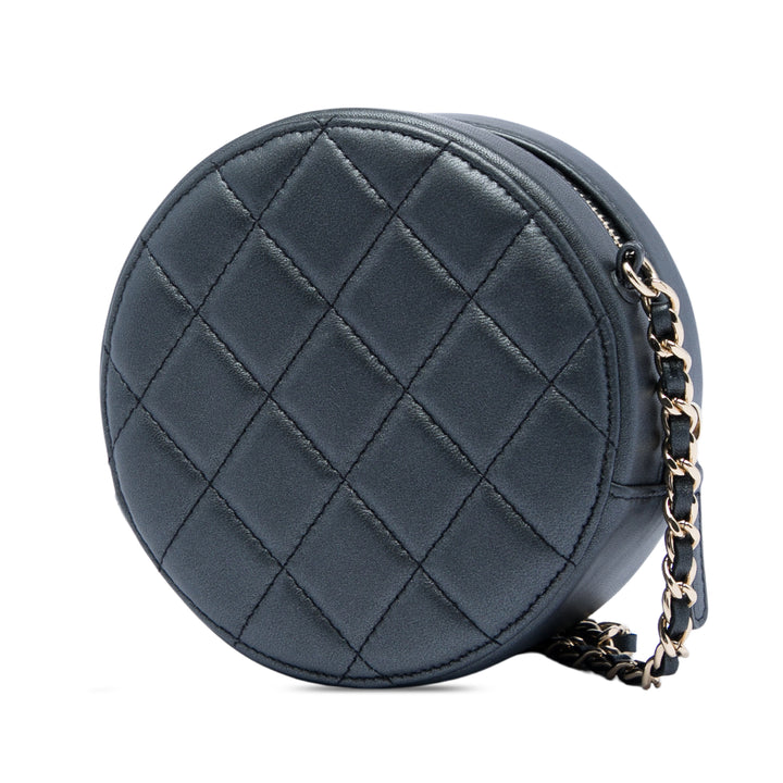 Chanel CC Matelassé Iridescent Cuir d’agneau Perle Rond Pochette avec chaîne