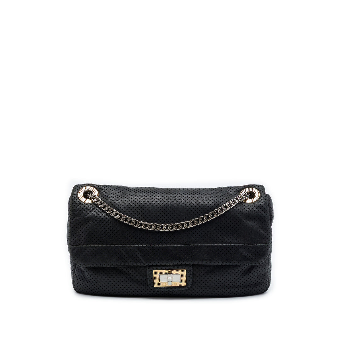 Chanel perforé Reissue 2.55 Drill à rabat Moyen Cuir de veau