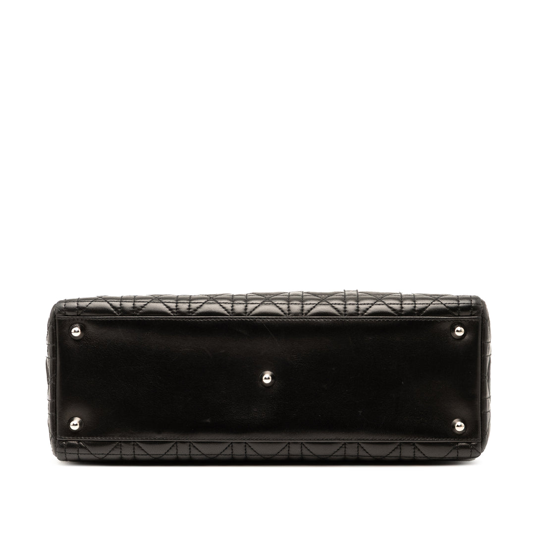 Dior Large Cuir d’agneau Cannage Lady Dior