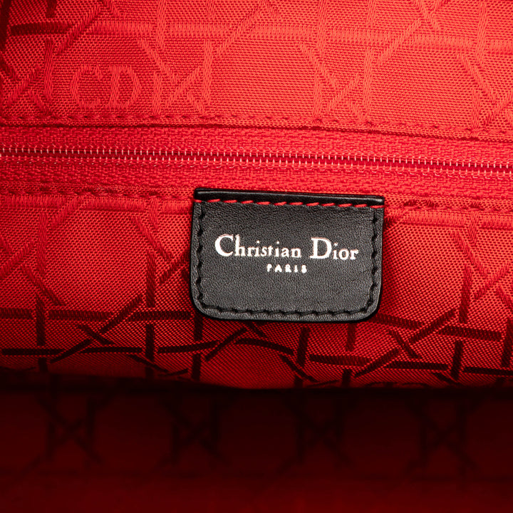 Dior Large Cuir d’agneau Cannage Lady Dior