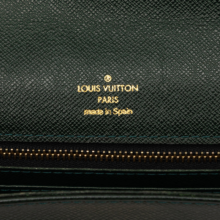 Louis Vuitton Taiga Selenga