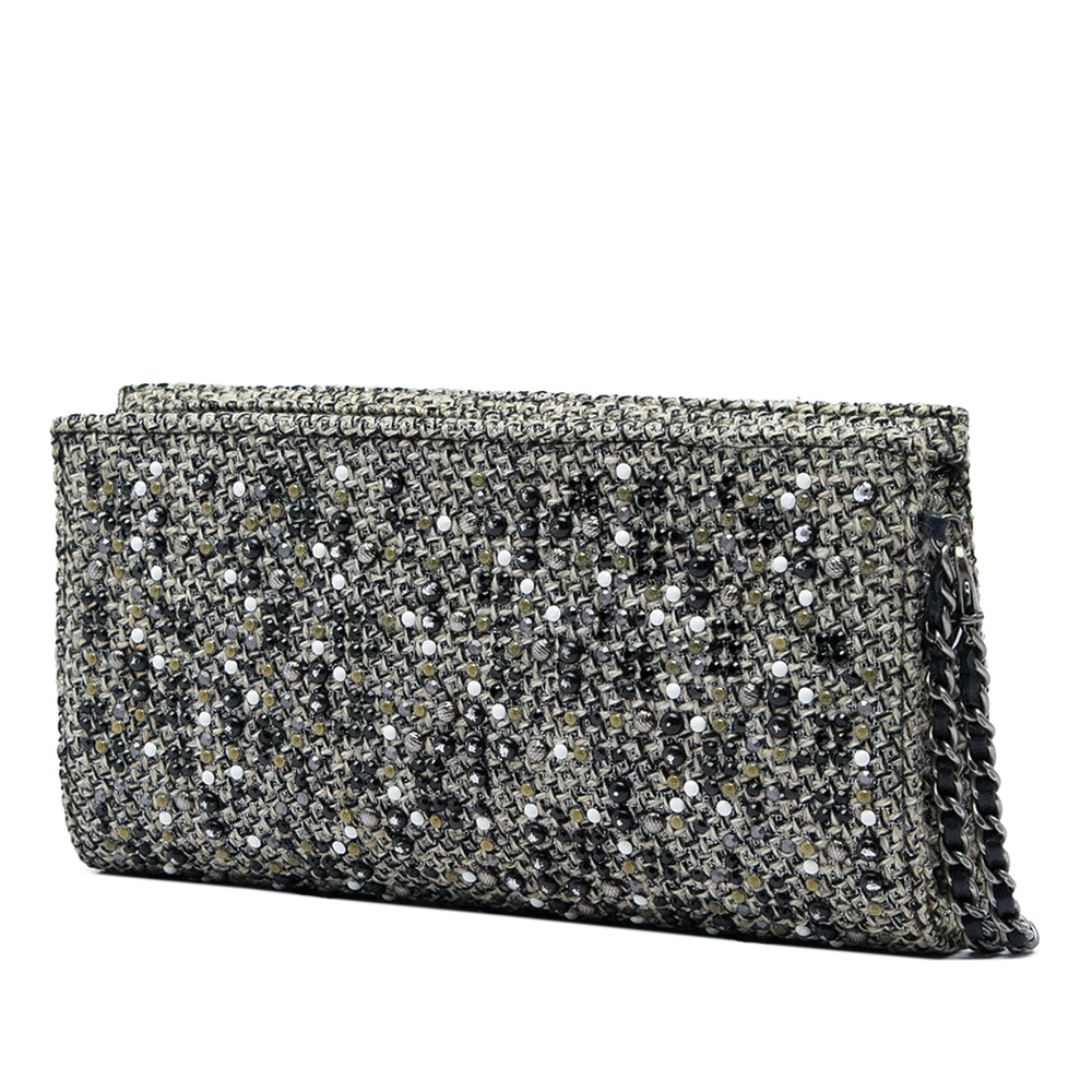 Chanel Monochrome Orné Mineral Nights Pochette Wristlet Tweed Noir – vue 2 – GABY PARIS