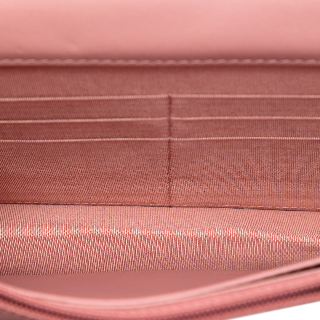 Chanel Ombre Cuir verni et vieilli Cuir de veau Cristal Wallet on Chain