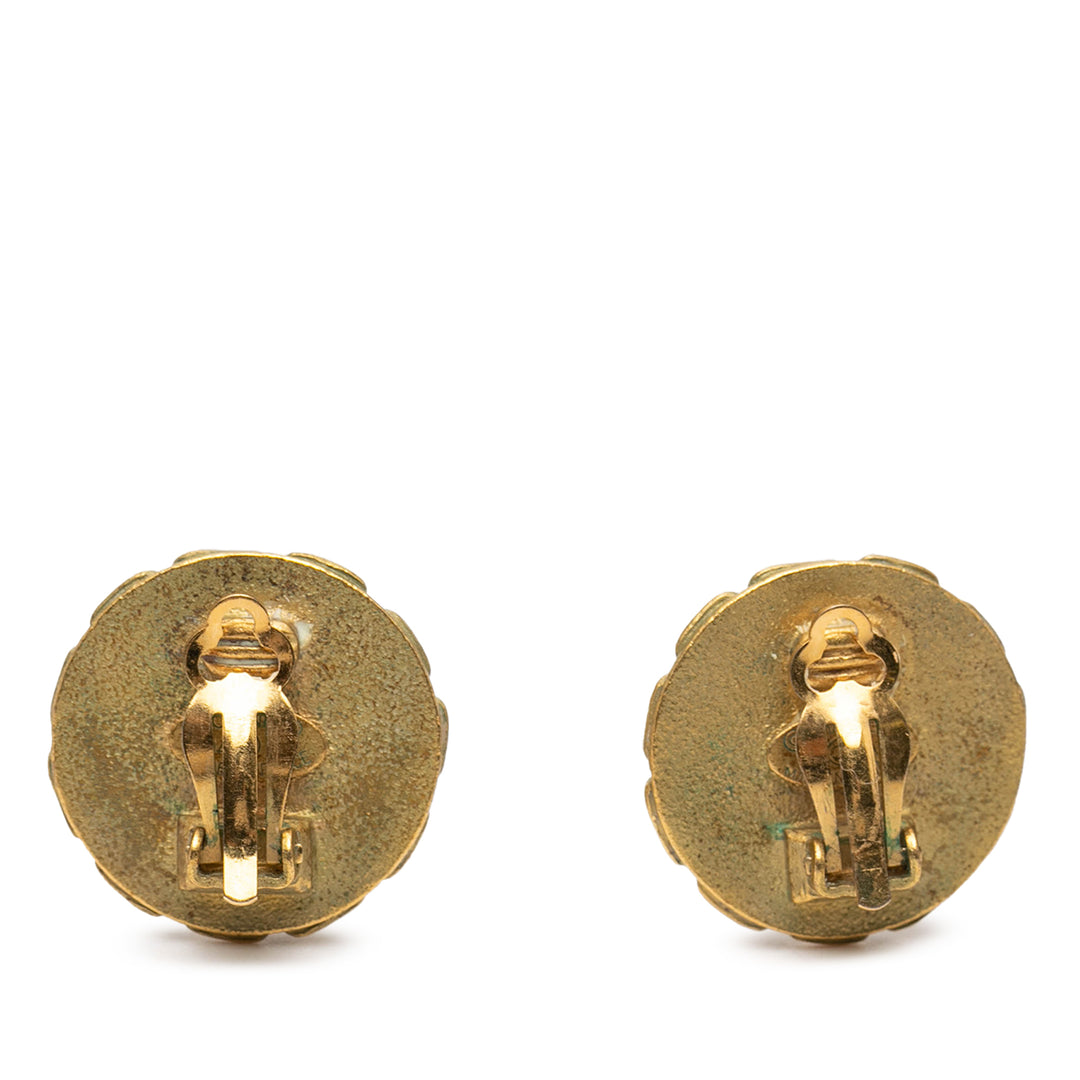 Chanel CC plaqué Émail Rond Clip On Boucles d’oreilles