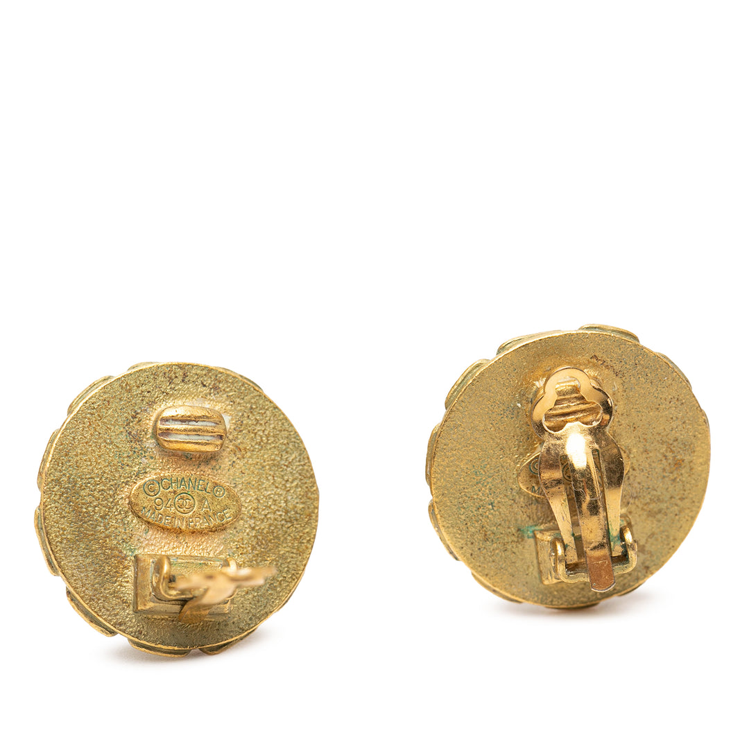 Chanel CC plaqué Émail Rond Clip On Boucles d’oreilles