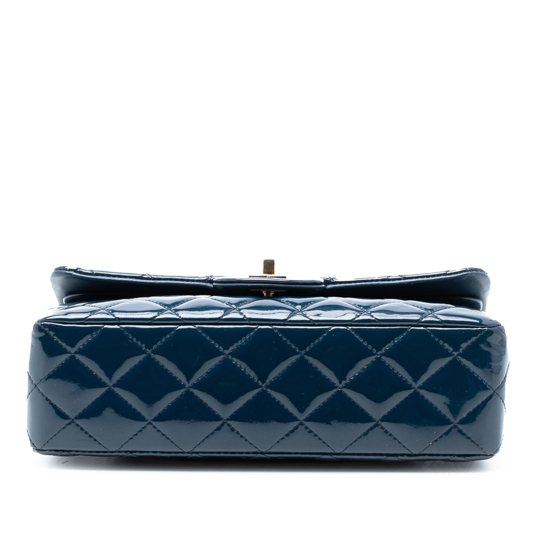 Chanel Small Classic Cuir verni Double rabat