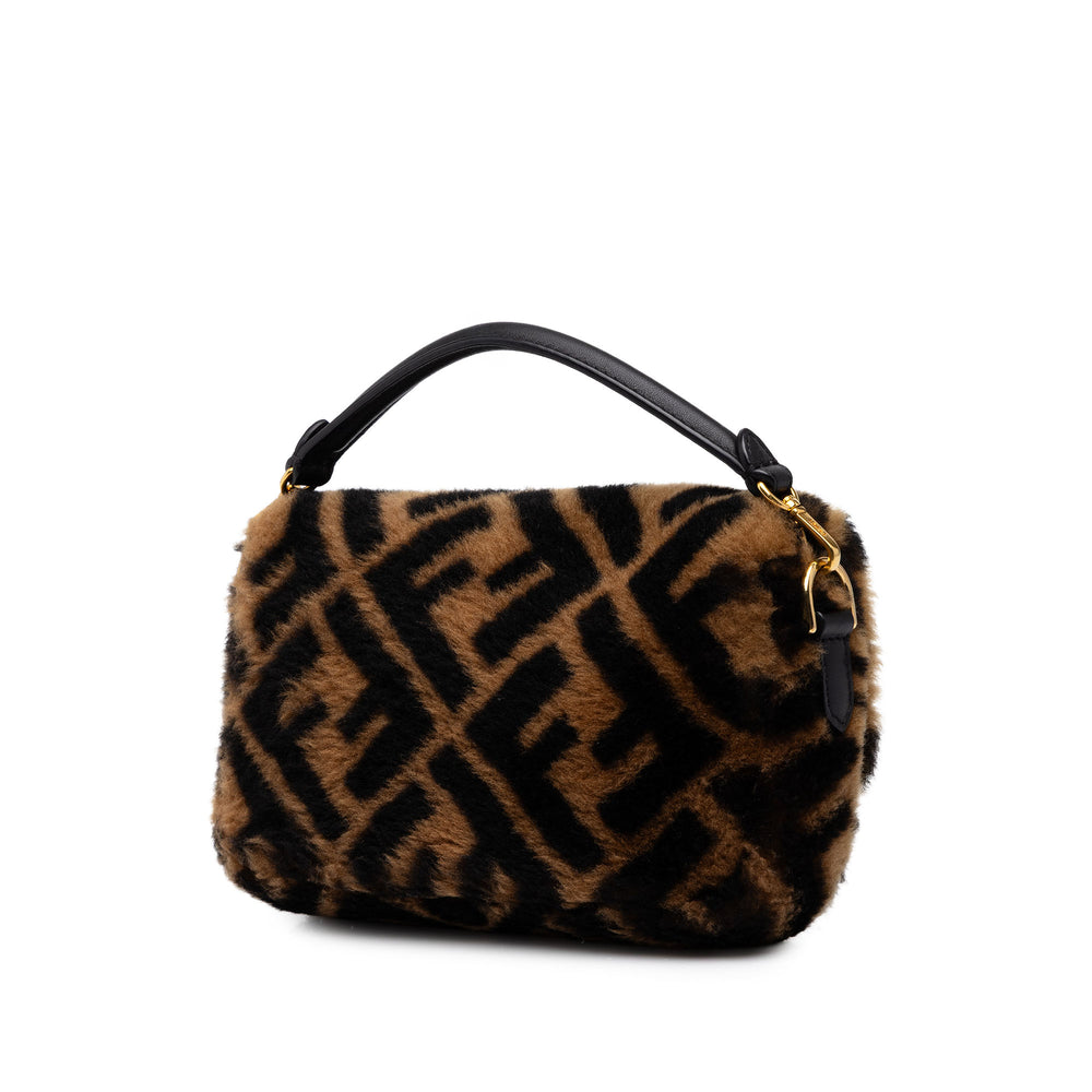 Fendi Sac à main Zucca Shearling Baguette Matière naturelle Mini Marron – vue 2 – GABY PARIS