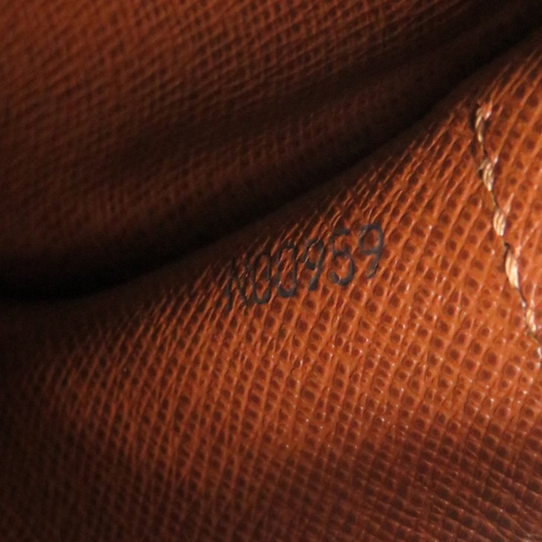 Louis Vuitton Monogram Papillon 26