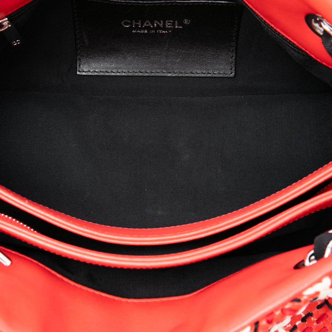 Chanel Small Cuir verni Stitch Just Mademoiselle Bowling Sac