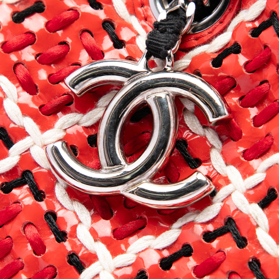 Chanel Small Cuir verni Stitch Just Mademoiselle Bowling Sac