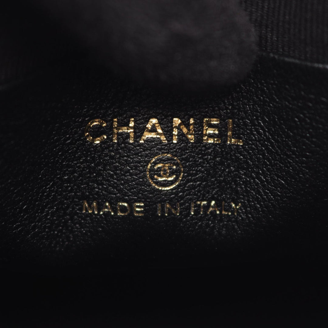 Chanel CC Matelassé Sac seau Petit Cuir d'agneau Noir – vue 4 – GABY PARIS
