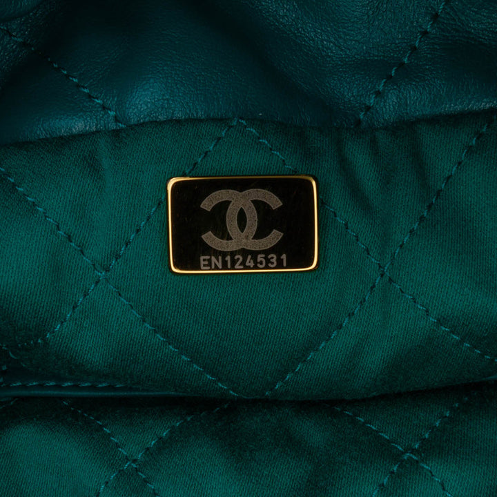 Chanel Mini Shiny Cuir de veau 22 Sac à main Vert – GABY PARIS Authentique