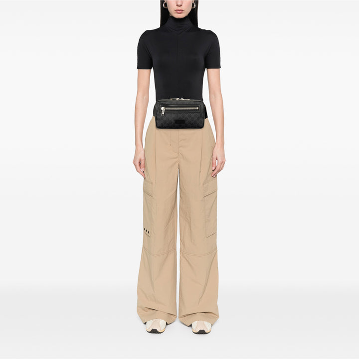 Gucci Web Sac ceinture GG Supreme Noir – vue 6 – GABY PARIS