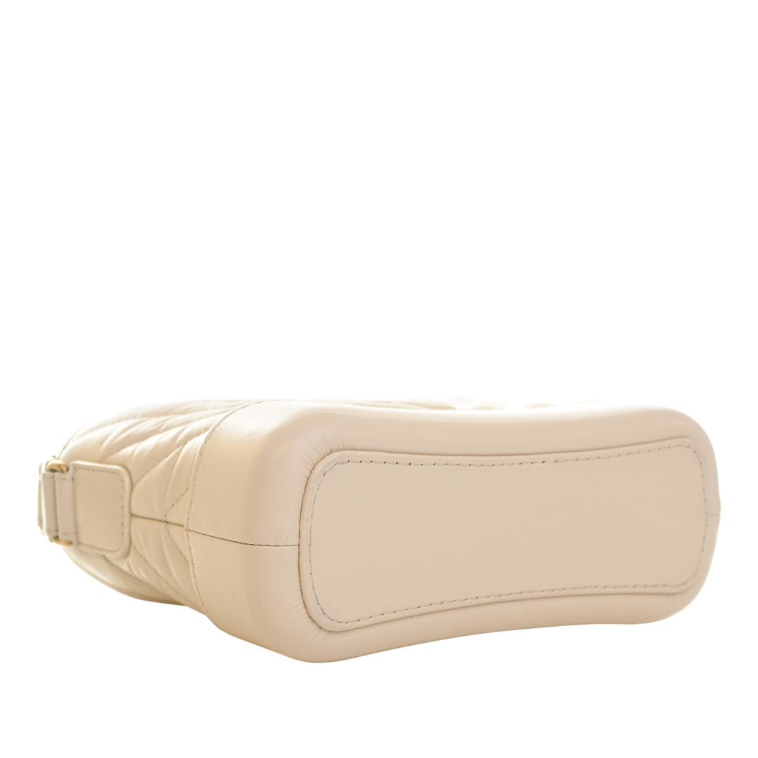 Chevron vieilli Gabrielle Hobo Petit Cuir de veau Blanc