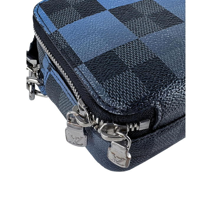 Louis Vuitton Giant Alpha Wearable Portefeuille Damier Graphite Bleu – vue 8 – GABY PARIS