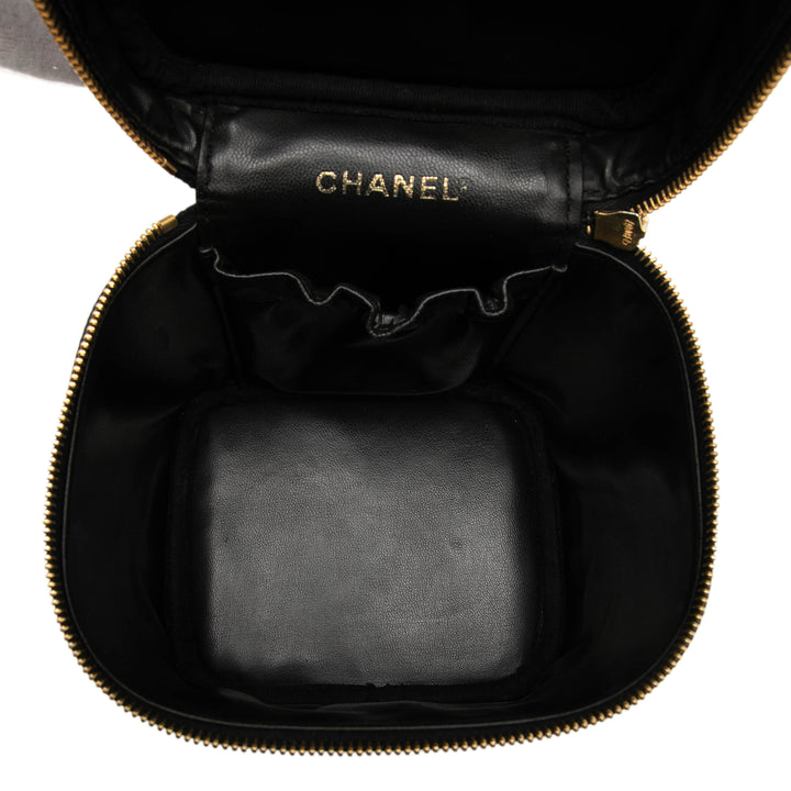 Chanel CC Vanity Cuir caviar Noir – vue 4 – GABY PARIS