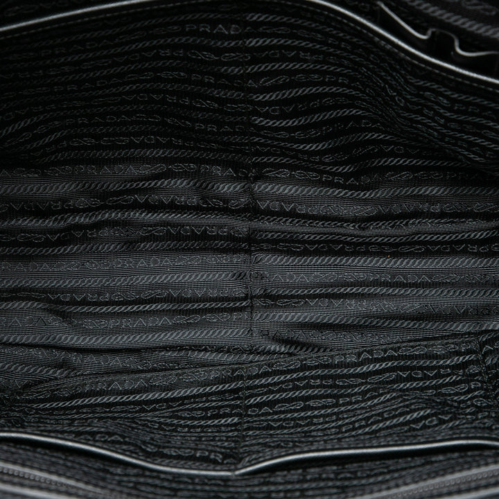 Prada Porte-documents à finitions Business Saffiano Noir – vue 4 – GABY PARIS