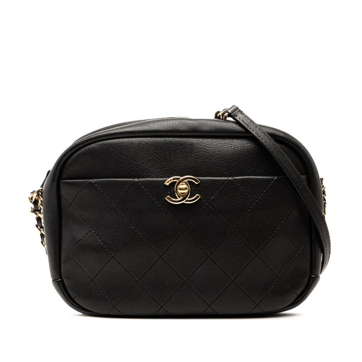 Chanel Medium Matelassé Goatskin Casual Trip Sac caméra