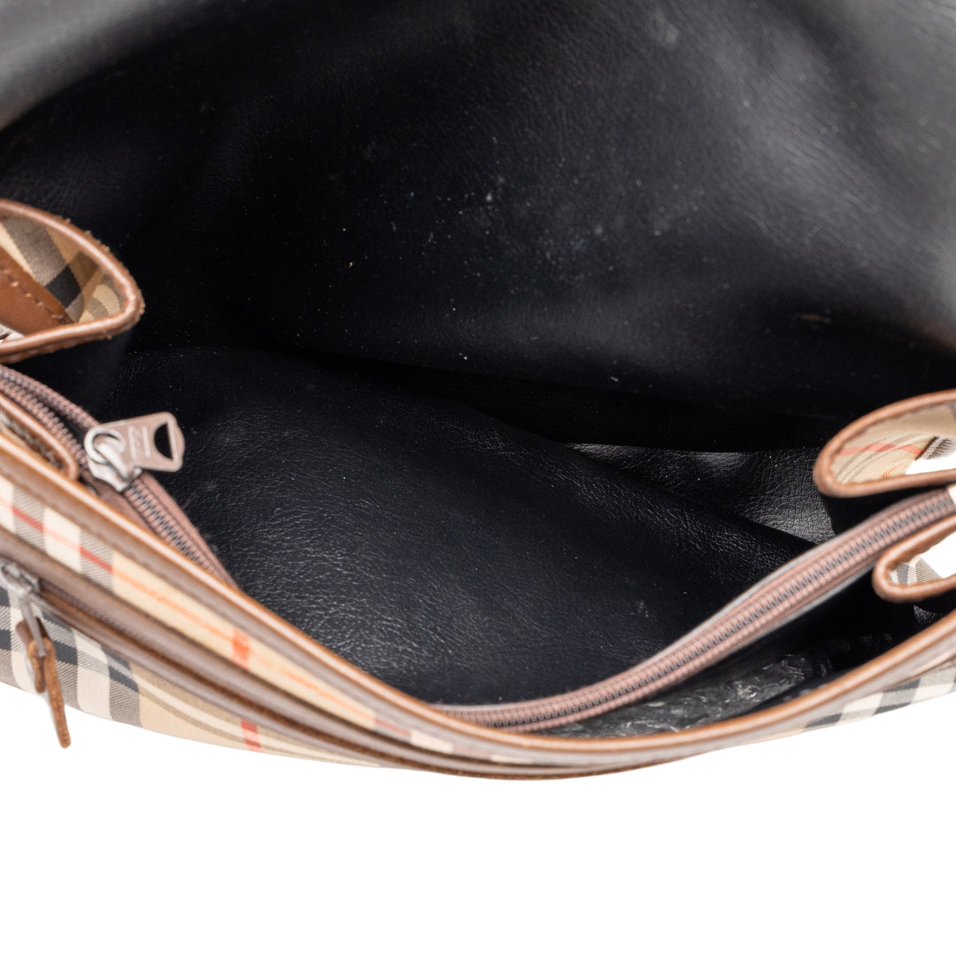 Burberry Sac porté épaule Haymarket Check Beige – vue 4 – GABY PARIS