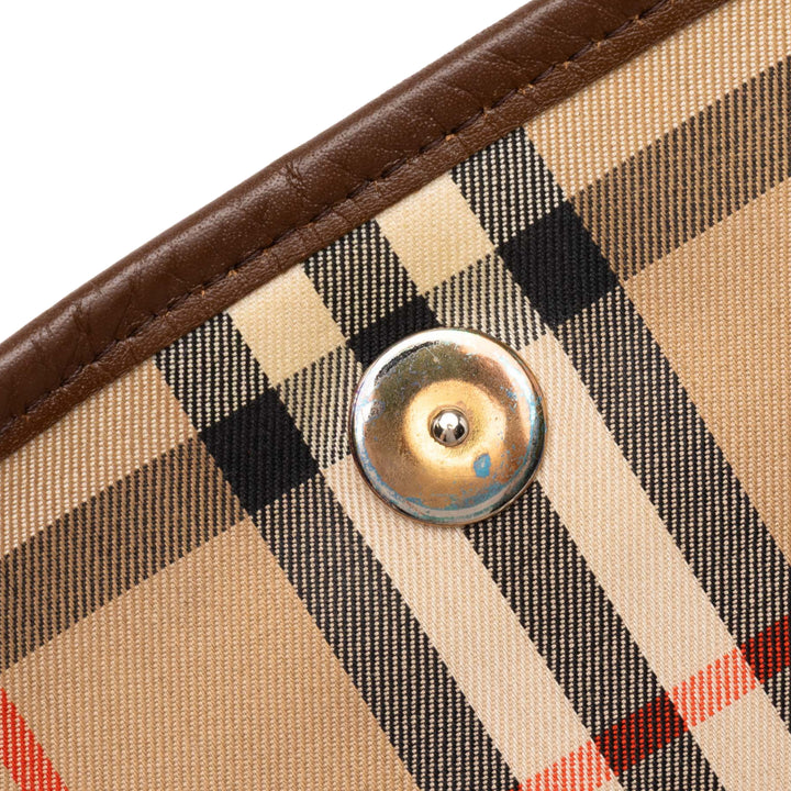 Burberry Sac porté épaule Haymarket Check Beige – vue 6 – GABY PARIS