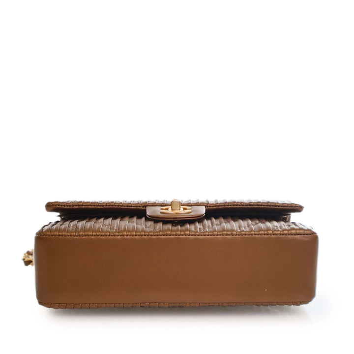 Chanel Medium Classic Chevron Cuir de veau Pleated Double rabat Marron