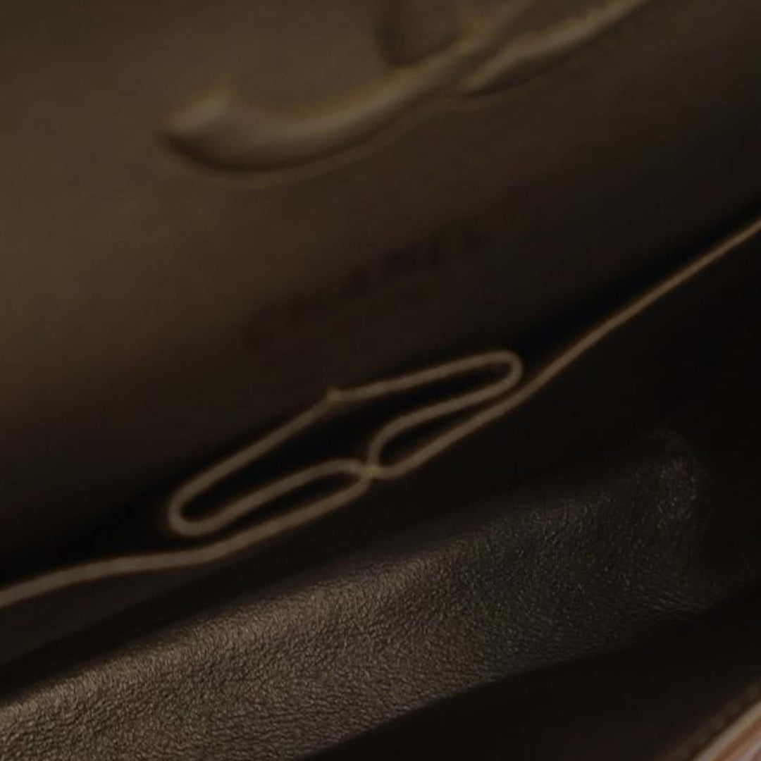 Chanel Medium Classic Chevron Cuir de veau Pleated Double rabat Marron