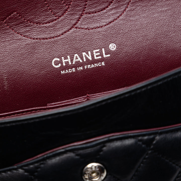 Chanel Medium Classic Cuir d’agneau Double rabat