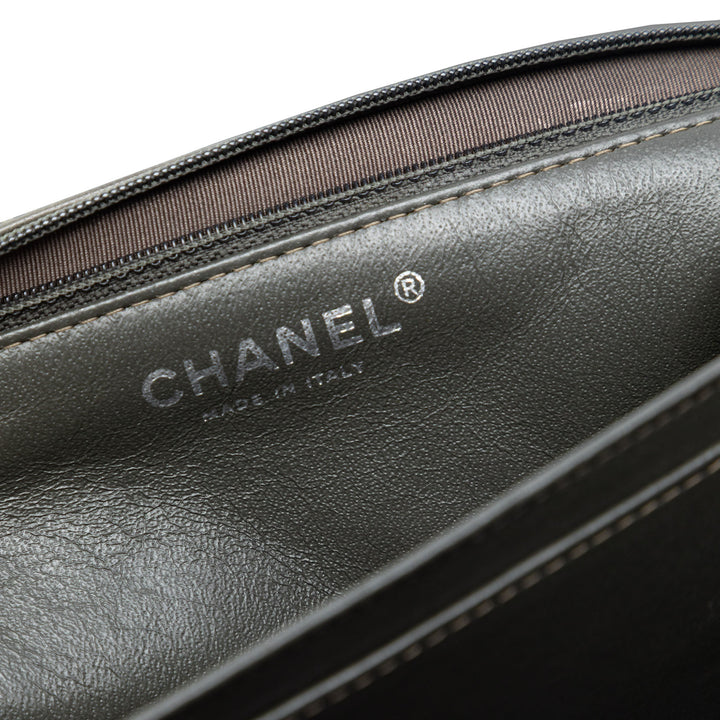 Chanel Matelassé Boy Accordion à rabat Cuir d'agneau Marron – vue 5 – GABY PARIS
