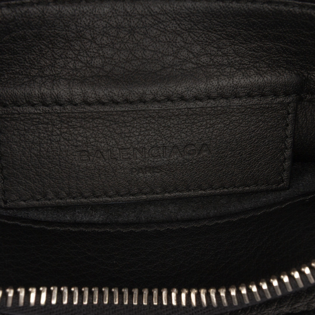 Balenciaga XS Cuir Papier Triple Zip Around Sac porté croisé Noir