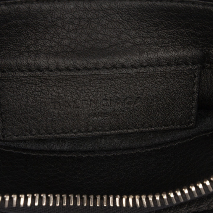 Balenciaga XS Cuir Papier Triple Zip Around Sac porté croisé Noir