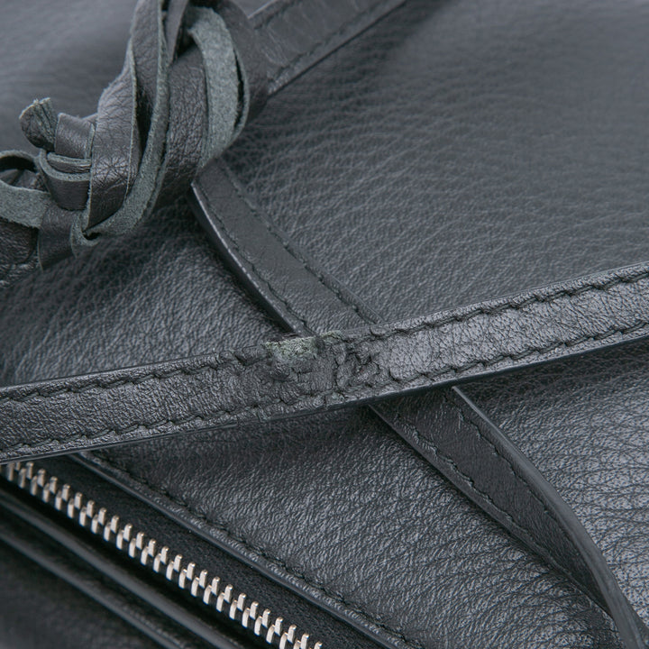 Balenciaga XS Cuir Papier Triple Zip Around Sac porté croisé Noir