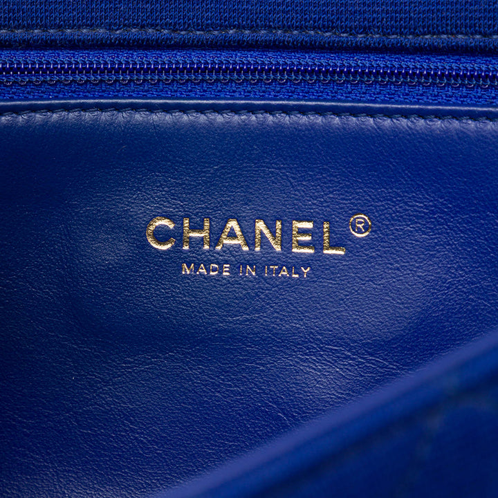 Chanel Tricolore Jersey CC Filigree à rabat Petit Bleu – vue 5 – GABY PARIS