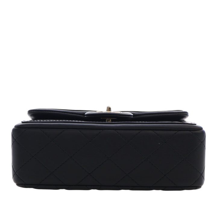 Chanel Mini CC Matelassé brillant Cuir d'agneau Half à rabat