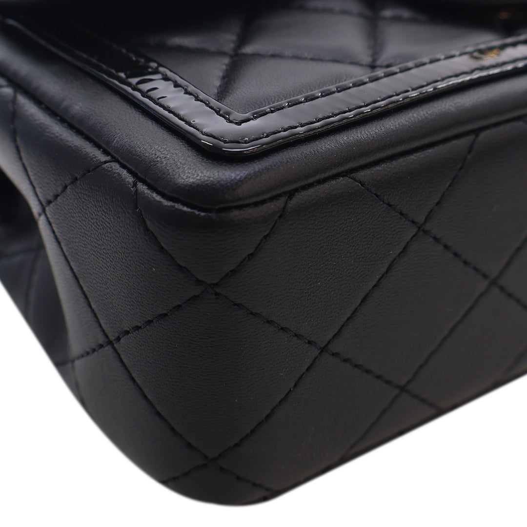 Chanel Mini CC Matelassé brillant Cuir d'agneau Half à rabat