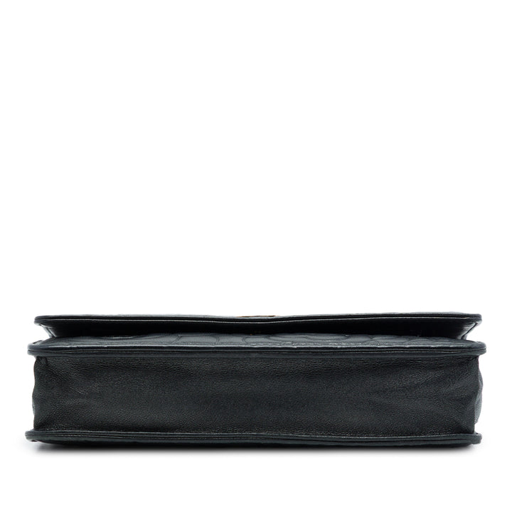 Chanel CC embossé Camellia Wallet on Chain Cuir d'agneau Noir – vue 3 – GABY PARIS