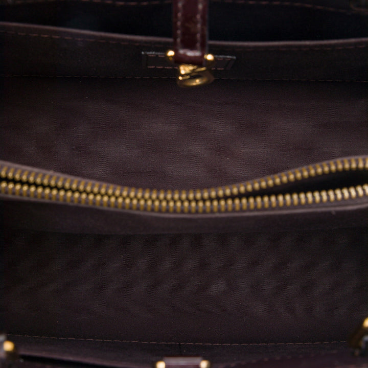 Louis Vuitton Montaigne BB Cuir verni Monogram Violet – vue 4 – GABY PARIS