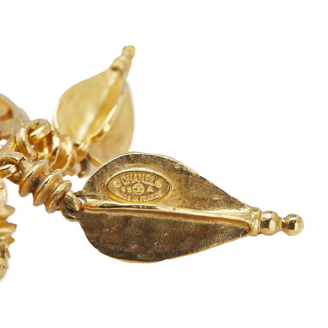 Chanel CC plaqué Fretwork Fringe Broche – GABY PARIS Authentique