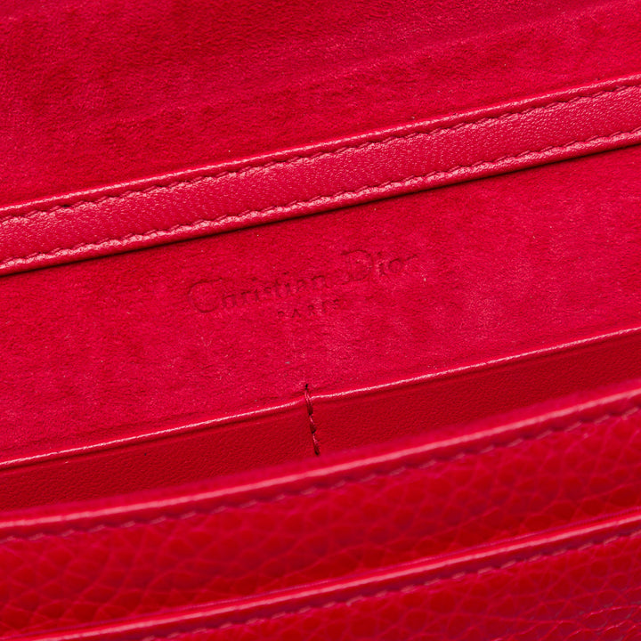 Dior grainé Diorama Wallet on Chain Cuir de veau grainé Rouge – vue 5 – GABY PARIS
