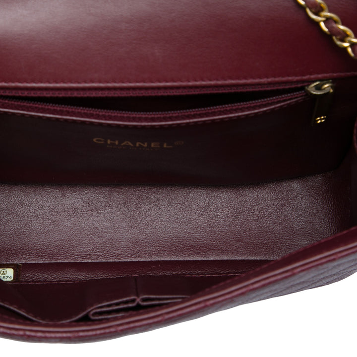 Chanel Matelassé CC Filigree à rabat Petit Cuir caviar Rouge – vue 4 – GABY PARIS