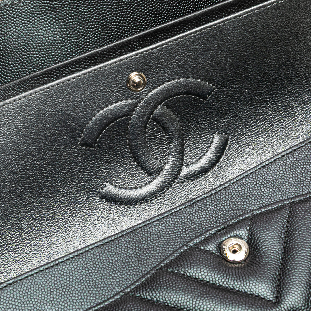 Chanel Medium Classic Chevron Caviar Double rabat