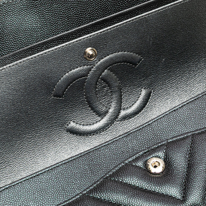 Chanel Medium Classic Chevron Caviar Double rabat