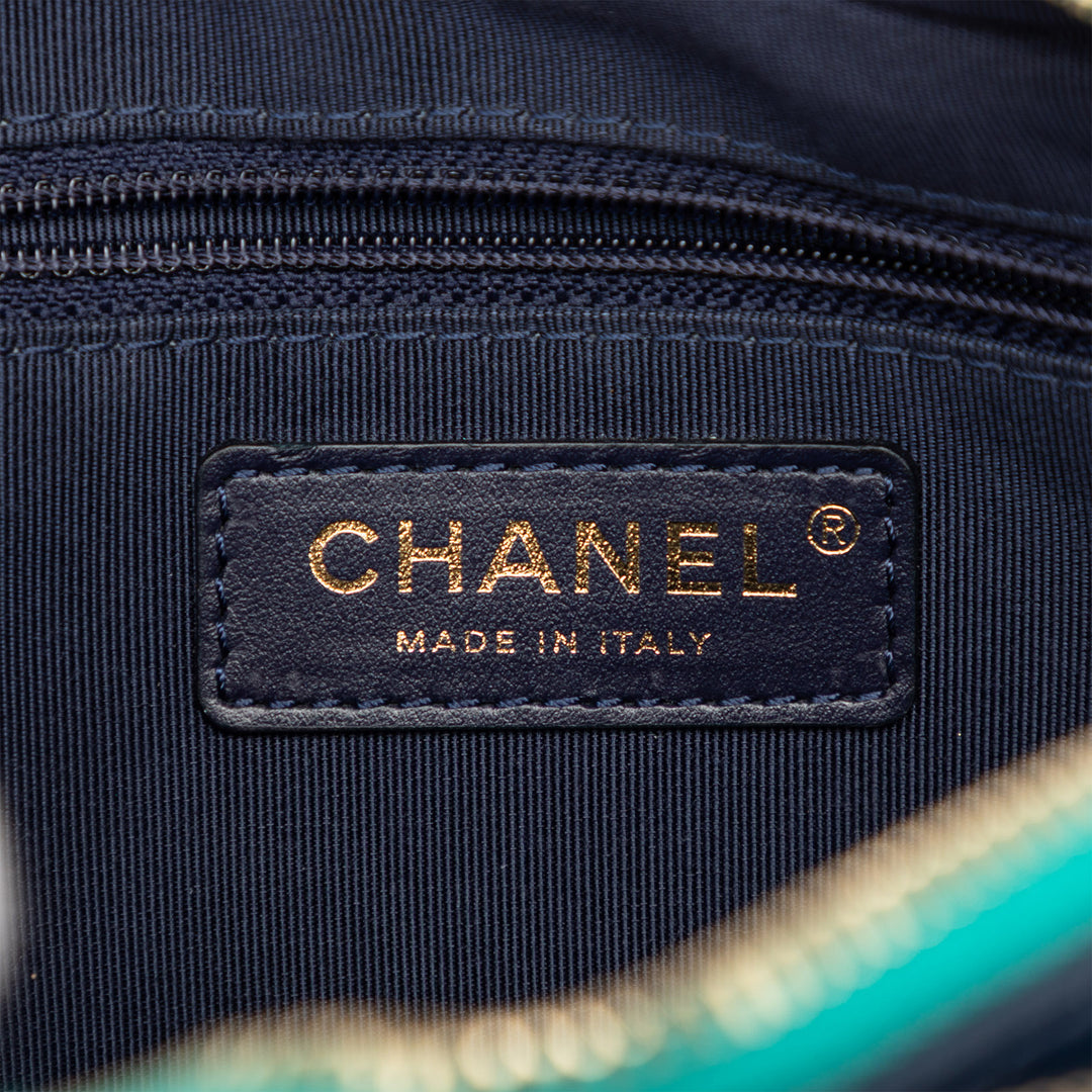 Chanel Tricolor Matelassé Cuir de chèvre In et Out Sac ceinture