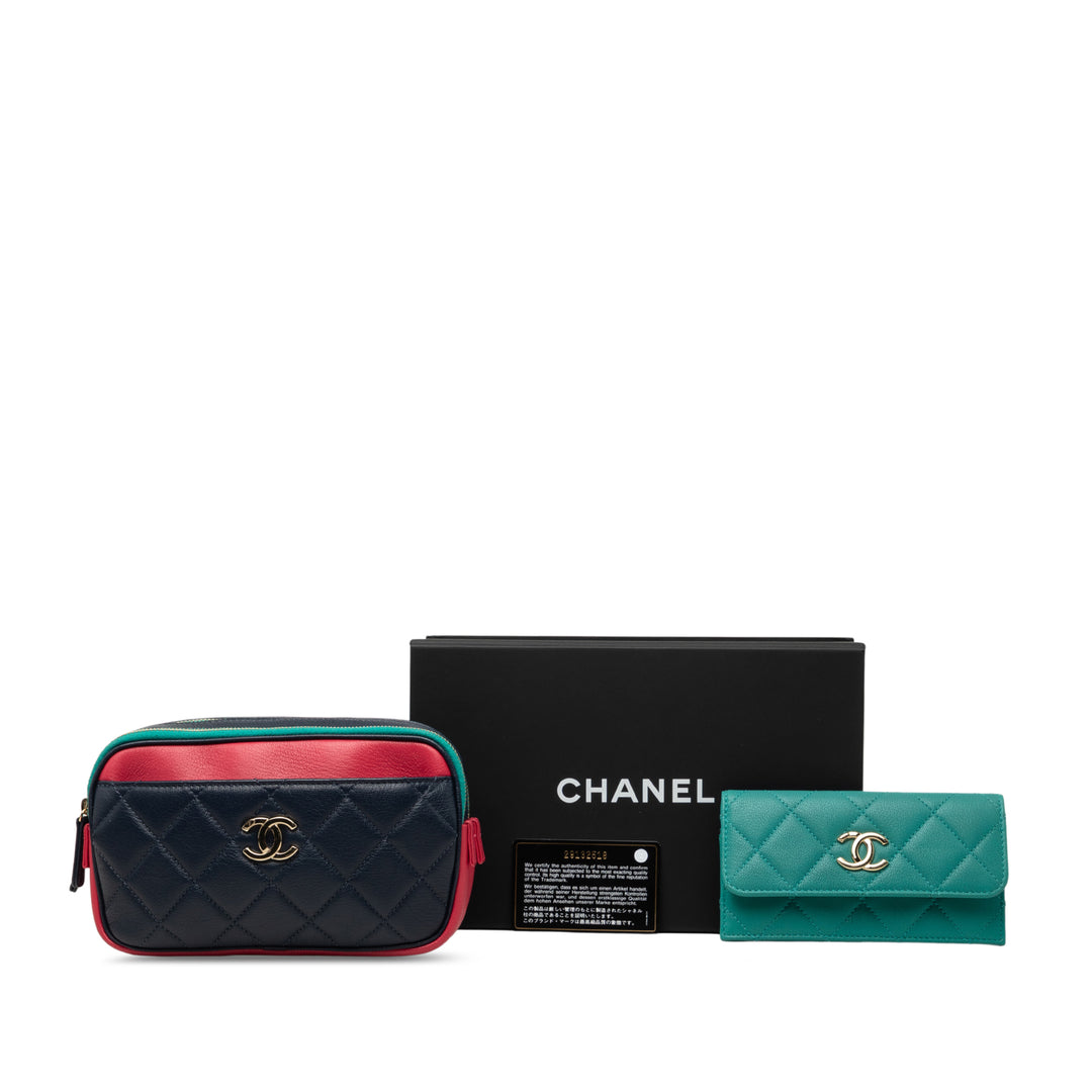 Chanel Tricolor Matelassé Cuir de chèvre In et Out Sac ceinture