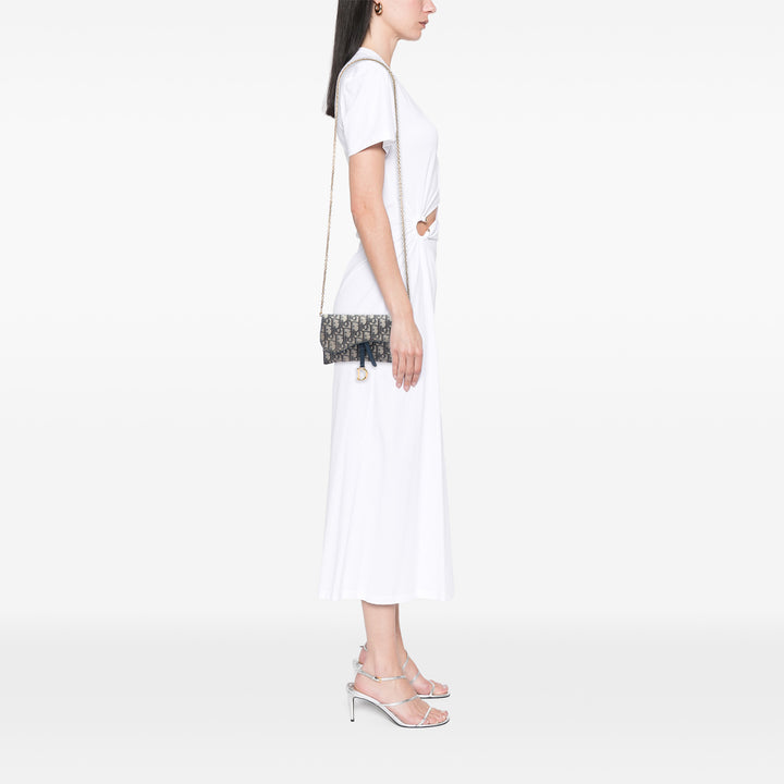 Saddle Wallet on Chain Oblique Bleu