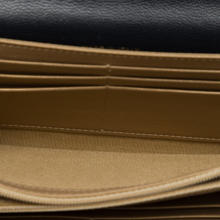Matelassé Chic Perles Pochette avec chaîne Cuir de chèvre Noir