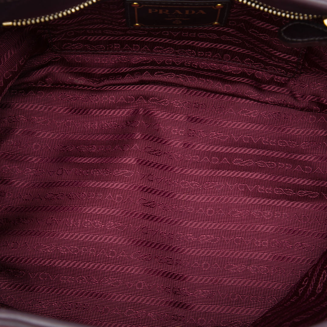 Prada Souple Veau à finitions Sac Tessuto Rouge – vue 4 – GABY PARIS
